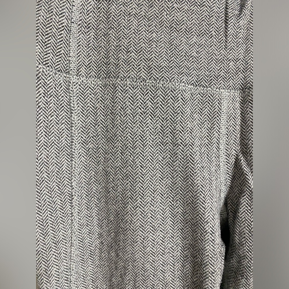 Lululemon Herringbone Pattern Long Pants Leggings… - image 3